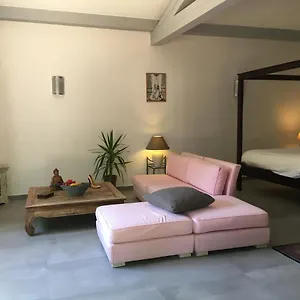 Gasthuis Baan Mai Pai, Grimaud